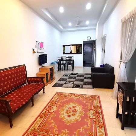 סרמבאן Sya Homestay @ Senawang מראה חיצוני תמונה